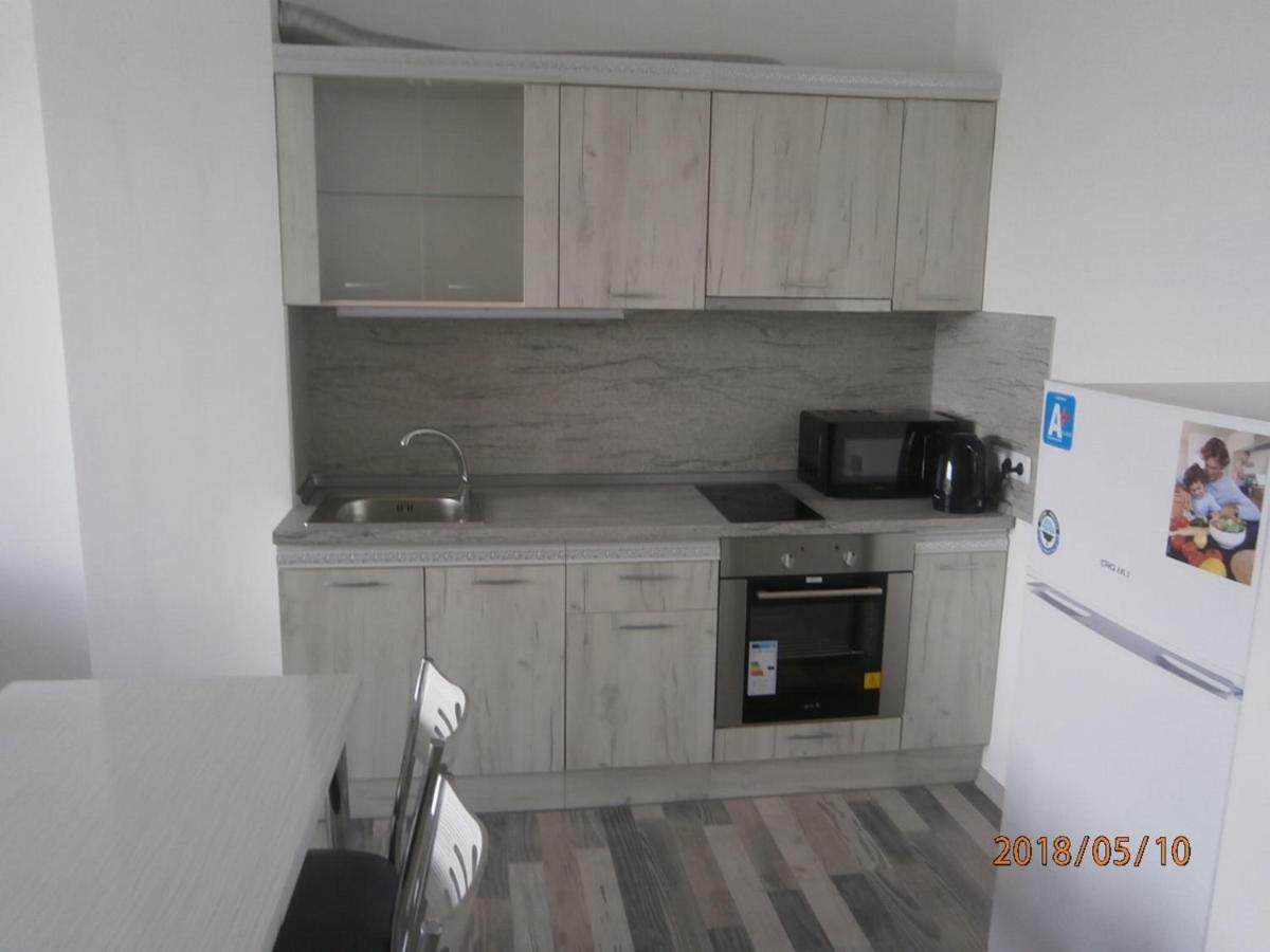 Apartments In Las Brisas Бургас Екстериор снимка